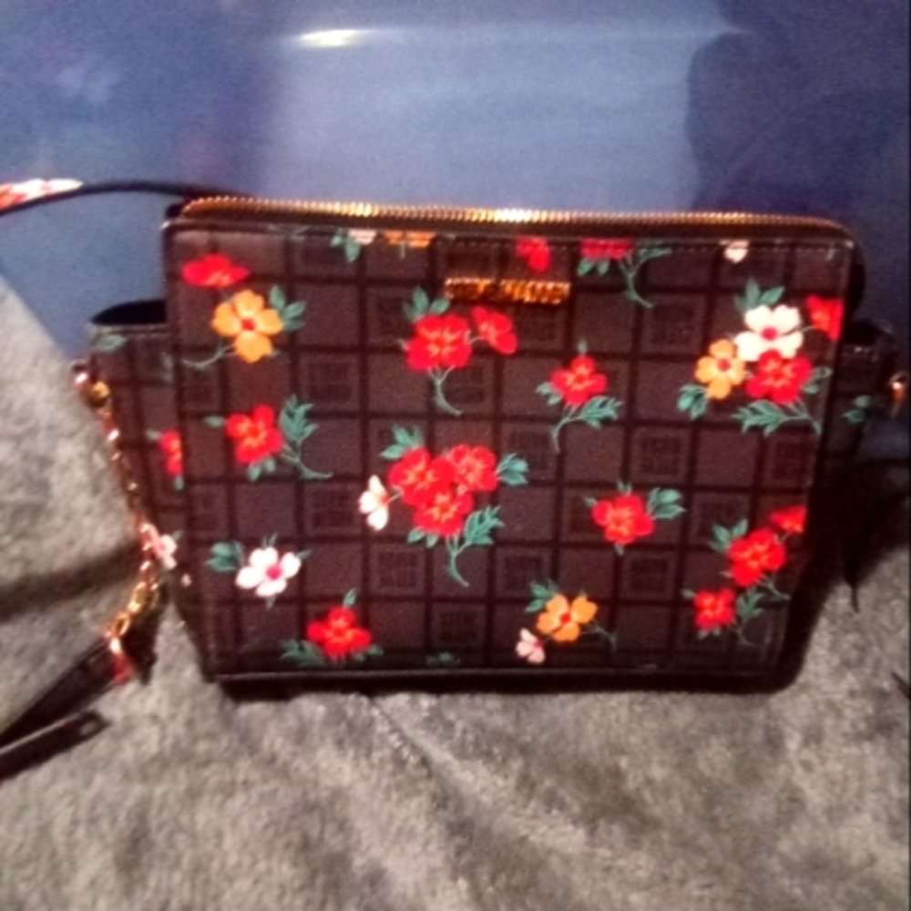 Steve Madden floral print crossbody purse